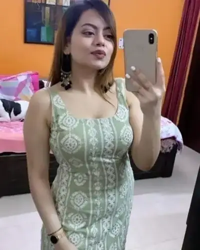 Call Girl in Sedam